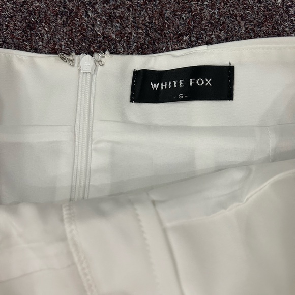 White Fox Skirt - Picture 2 of 2